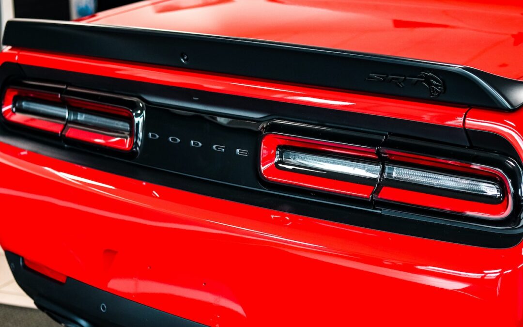 Dodge Challenger SRT Hellcat: Modern Muscle Dominance